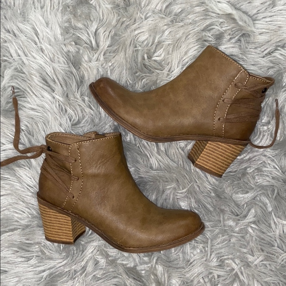 Roxy Bow Booties